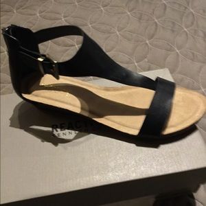 Kenneth Cole Reaction Sandal
